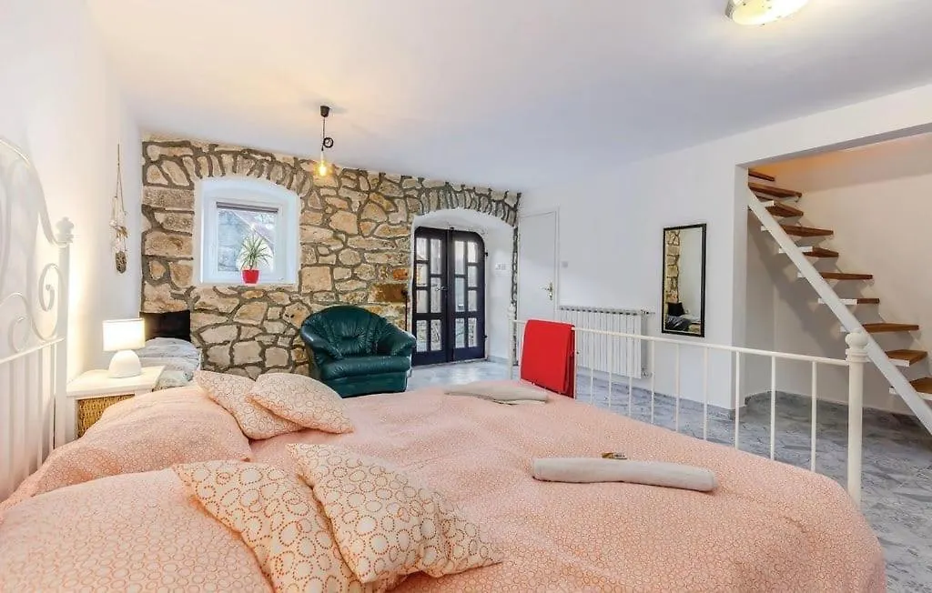 Amazing,Full Privacy Holiday Home With Swimming Pool L & Hot Tub Praputnjak Kroatien