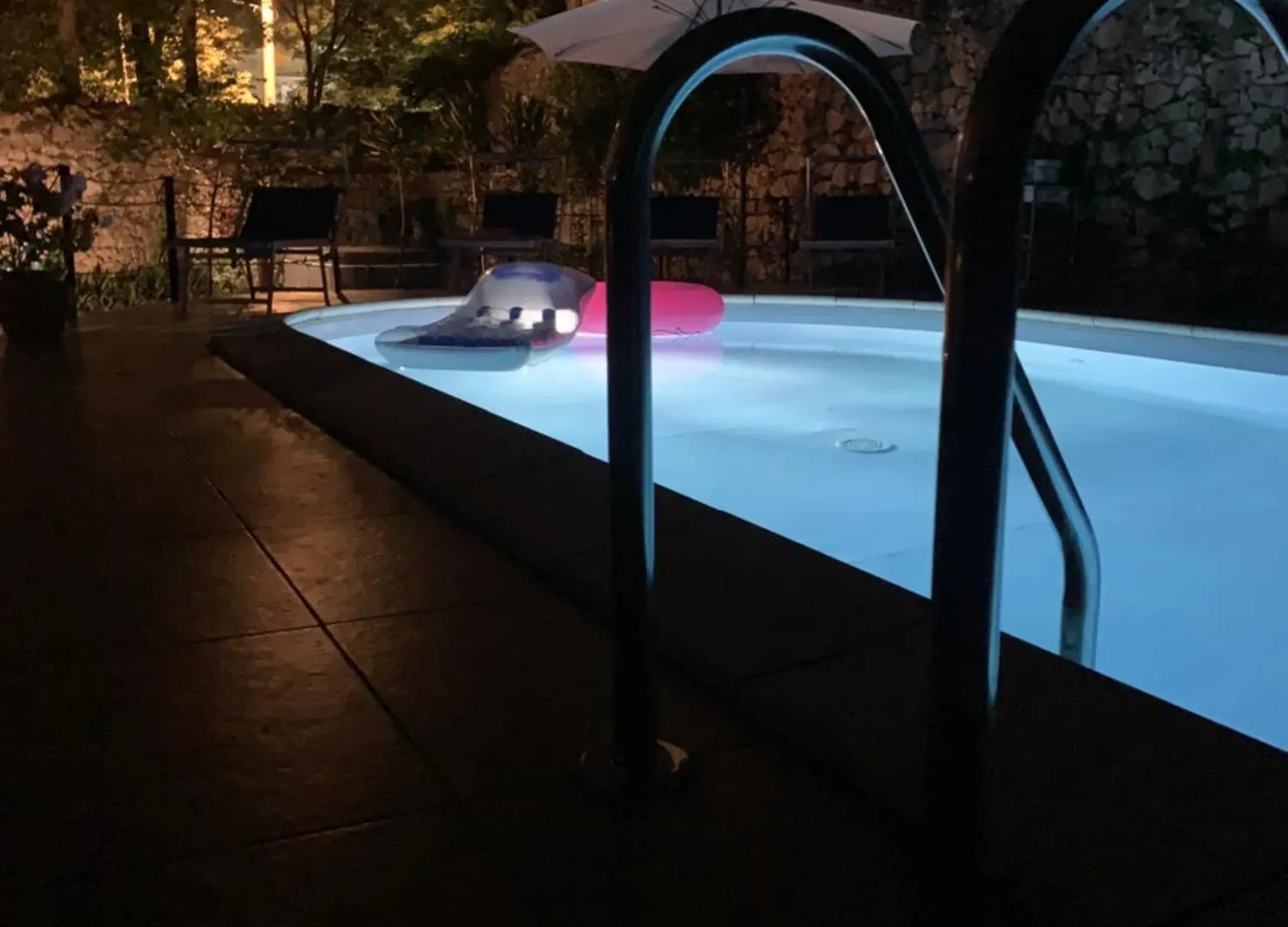 Amazing,Full Privacy Holiday Home With Swimming Pool L & Hot Tub Praputnjak Villa