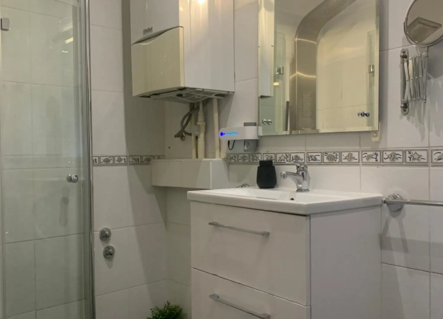 Villa Amazing,Full Privacy Holiday Home With Swimming Pool L & Hot Tub Praputnjak