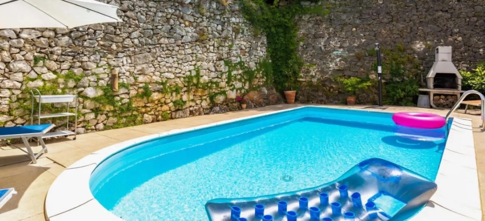 Amazing,Full Privacy Holiday Home With Swimming Pool L & Hot Tub Praputnjak