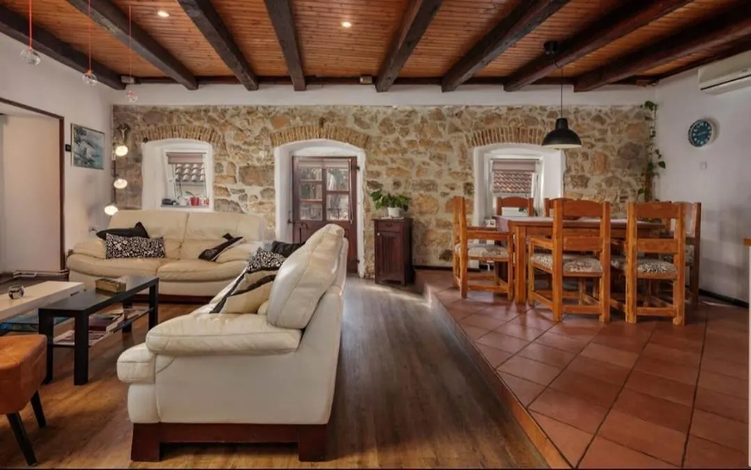 Amazing,Full Privacy Holiday Home With Swimming Pool L & Hot Tub Praputnjak